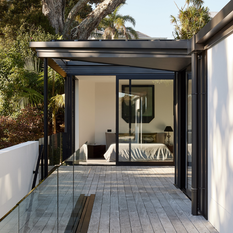 APL Architectural Sliding - Matt Black