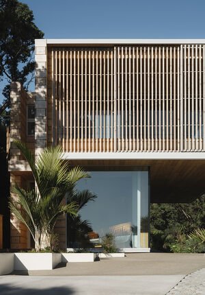 Clark House, Muriwai