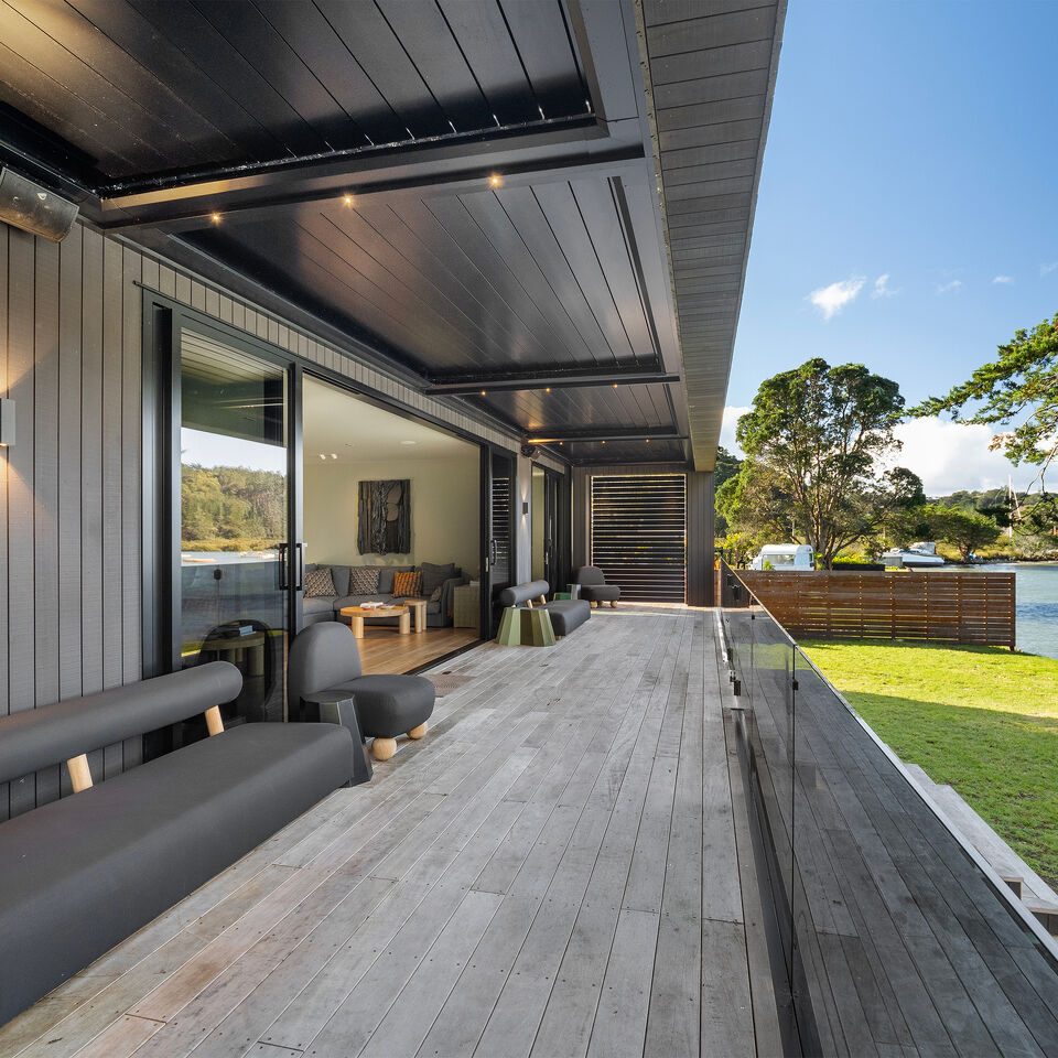 Tramcar Bay, Whangateau